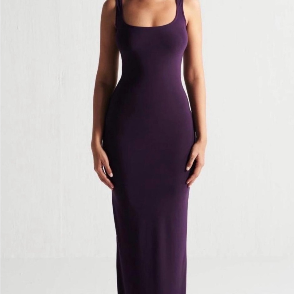 Elegant Sleeveless Dress - 1 available in purple, 1 in black